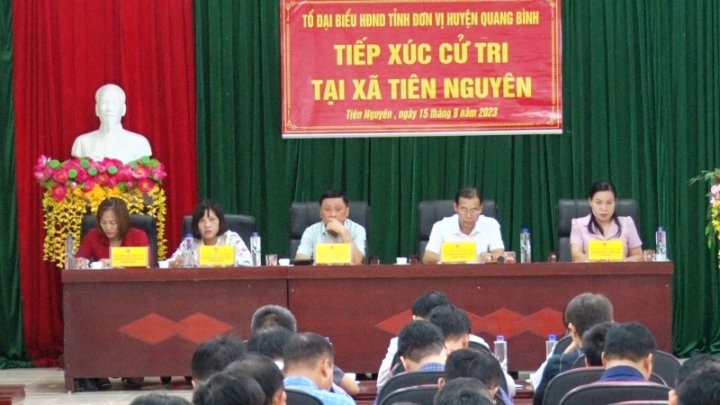 Tổ đại biểu HĐND tỉnh tiếp xúc cử tri tại huyện Quang Bình