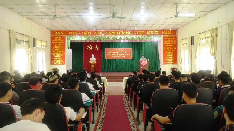 Quang Bình: Khai giảng lớp bồi dưỡng nhận thức về Đảng khóa XI, năm 2023