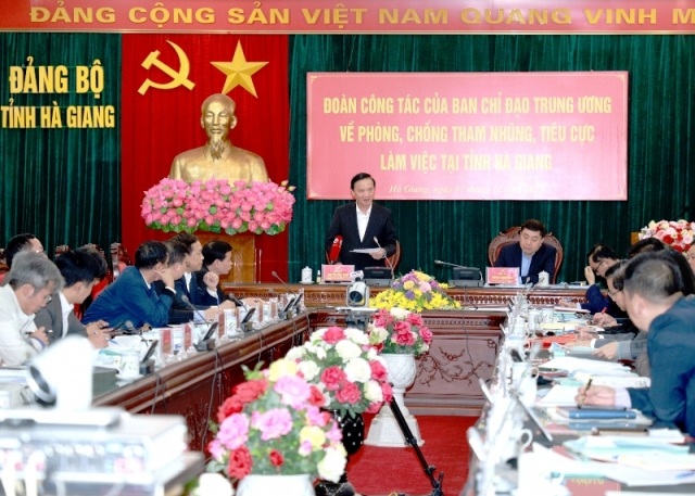 Đoàn công tác của Ban chỉ đạo T.Ư về phòng chống tham nhũng, tiêu cực làm việc tại Hà Giang
