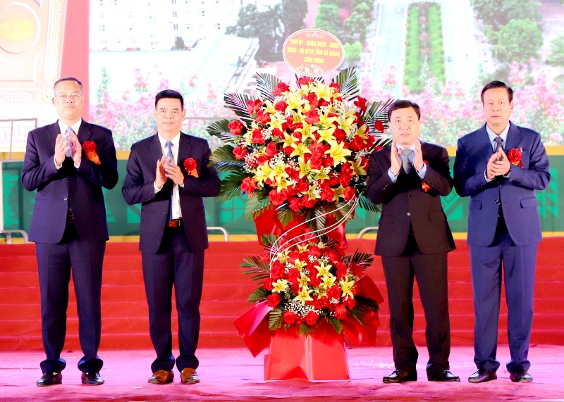 Quyền Bí thư Tỉnh ủy Nguyễn Mạnh Dũng dự Lễ kỷ niệm 20 năm thành lập huyện Quang Bình