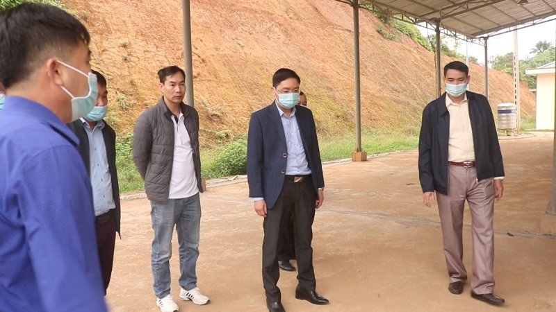 Đoàn công tác của BTV Huyện ủy kiểm tra tại xã Xuân Giang