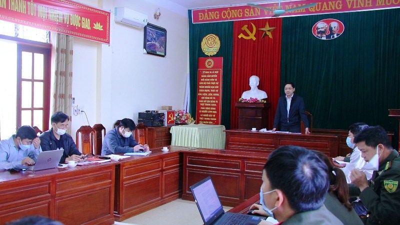 Phó Chủ tịch UBND huyện làm việc tại Hạt kiểm lâm huyện Quang Bình