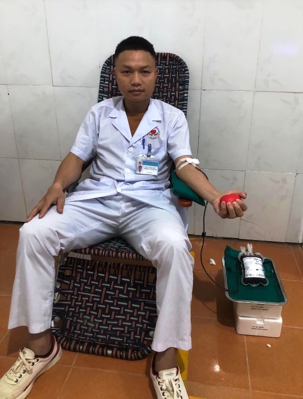 Bác sỹ Phạm Mạnh Quân - Gương sáng trong chống dịch Covid-19.