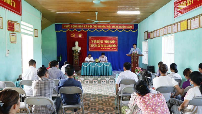 Tổ đại biểu số 7 HĐND huyện tiếp xúc cử tri tại xã Tiên Yên