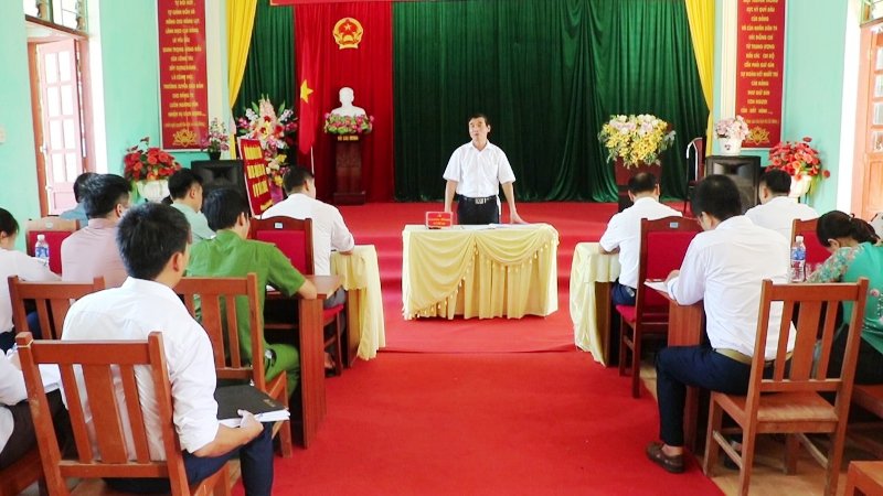 Lãnh đạo huyện Quang Bình làm việc với xã Vĩ Thượng