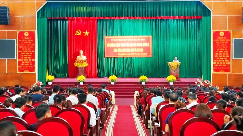 Quang Bình tổ chức lớp bồi dưỡng lý luận chính trị hè năm 2022 cho cán bộ quản lý, giáo viên ngành Giáo dục và Đào tạo