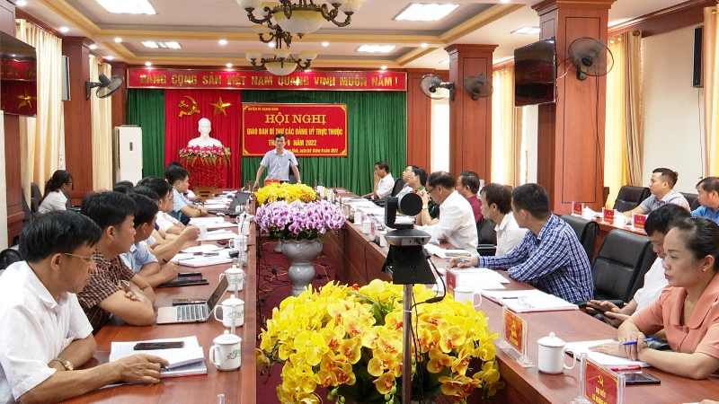 Hội nghị giao Ban Bí thư các Đảng uỷ trực thuộc Huyện ủy tháng 9 năm 2022